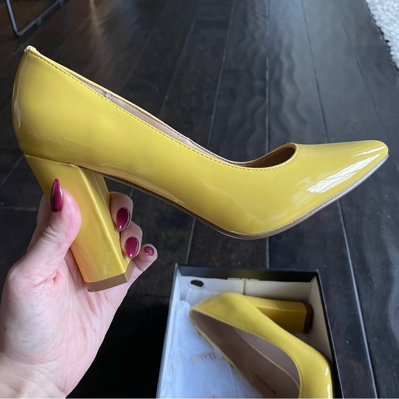 Yellow Patent Leather Pumps - Picture 5 of 13